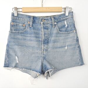 Levi's Ribcage Jean Shorts Lighter Wash Cutoff Distressed Button Fly Size 28